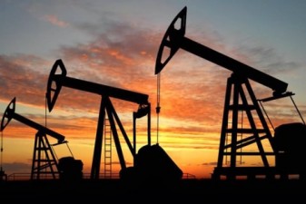 Цена на нефть Brent достигла максимального значения за год