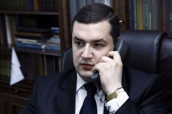 Urikhanyan puts up his car for sale due to financial problems