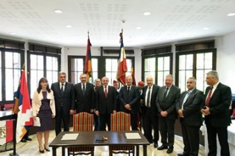 Французский Сарсель и карабахский Мартакерт подписали соглашение о сотрудничестве