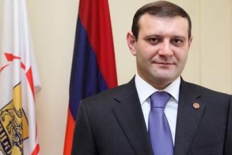 Yerevan mayor congratulates school-leavers on Last Bell day