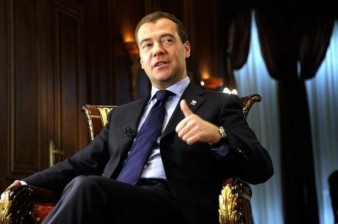 Медведев нашел способ борьбы со спящими на заседаниях министрами
