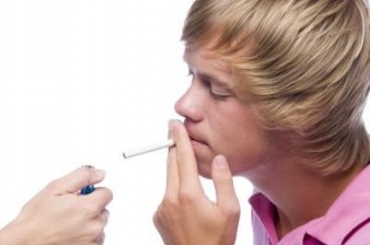 Հայաստանում տղաները ծխելու առաջին փորձերը կատարում են 13-15 տարեկանում. Մայիսի 31-ը՝ «Առանց ծխախոտի օր»