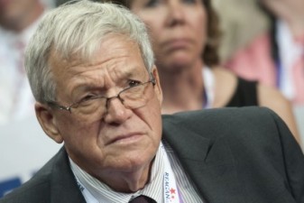 Feds indict ex-House Speaker Hastert for allegedly hiding payments to apparent blackmailer