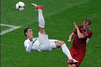 Ronaldo’s best goals after passing opponents
