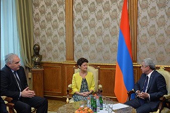 President receives Georgian ministers of Justice and Corrections