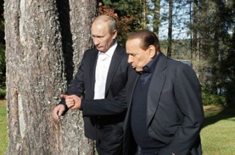 Putin, Berlusconi spend week-end in Siberia