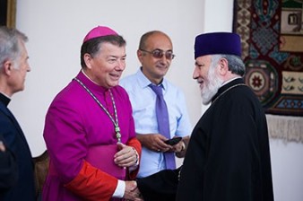 Armenian Catholicos receives Catholic Church of Spain pilgrims