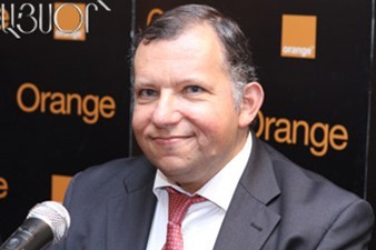 Orange, Ucom negotiate sale of shares