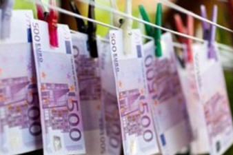 Deutsche Bank расследует крупное отмывание денег в РФ