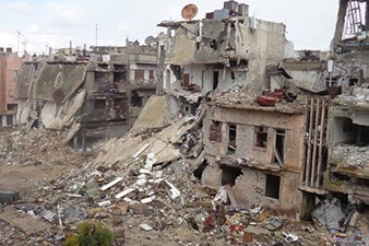 В Сирии военный самолет упал на жилой квартал: 20 погибших