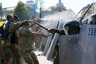 По делу о беспорядках у Верховной Рады допросят лидеров оппозиции