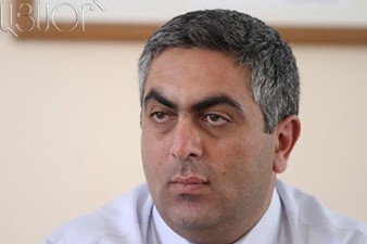 Арцрун Ованнисян: Азербайджану следовало бы подумать о пустеющих селах