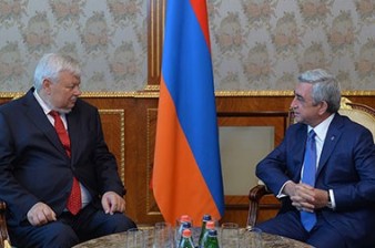 Саргсян и Каспшик обсудили ситуацию на армяно-азербайджанской границе