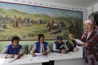 Шесть партий прошли в парламент Киргизии