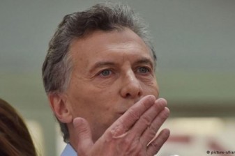 В Аргентине на выборах президента впервые за 10 лет побеждает оппозиционер