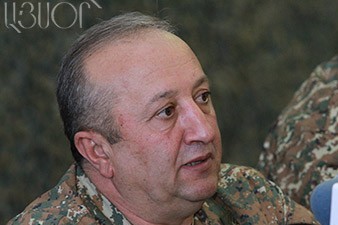 Акопян: При действии любой Конституции ВС Армении готовы надежно защищать границы