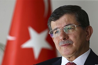 Давутоглу: Турция не будет извиняться перед кем бы то ни было за защиту своих границ