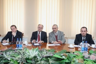 Министр обороны Армении принял членов экспертной группы программы НАТО