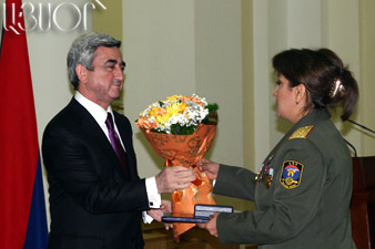 Президент Армении наградил военнослужащих  