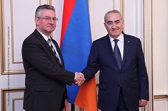 Ян Захрадил: Карабахский конфликт должен быть урегулирован посредством диалога