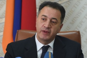 «Жоховурд»: Министра экономики Армении ограбили в Европе