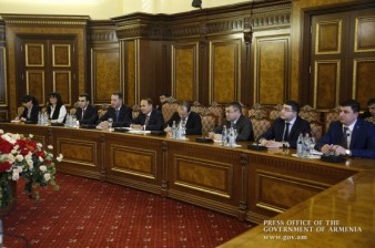 Премьер-министр Армении принял министра промышленности и торговли Чехии