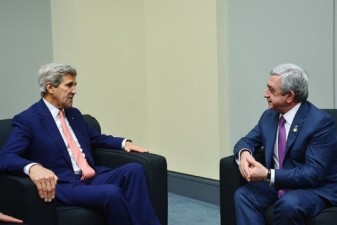 Президент Армении Серж Саргсян провел телефонную беседу с госсекретарем США Джоном Керри