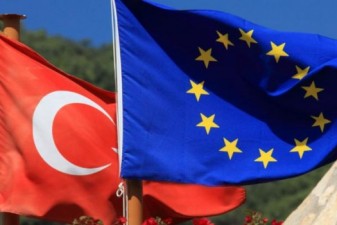 Турция нацелилась на отмену визового режима в ближайшую неделю