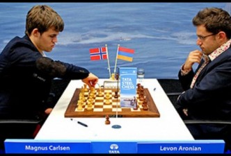 Карлсен и Аронян возглавили список лидеров шахматного турнира в Ставангере