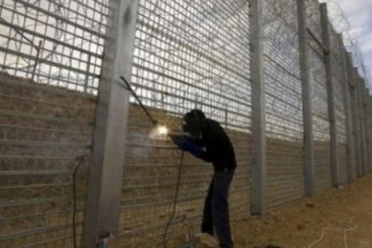 Норвегия построит трехметровую стену на границе с Россией