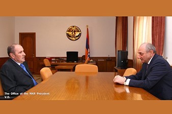 В Степанакерте встретились первый президент Армении и президент НКР