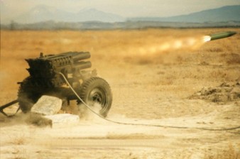 Азербайджан обстрелял позиции Карабаха из минометов и ракетных комплексов TR-107