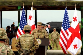 Военная техника США прибыла в Грузию для участия в учениях