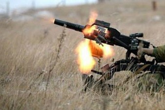 Азербайджан применил минометы и гранатометы в зоне карабахского конфликта