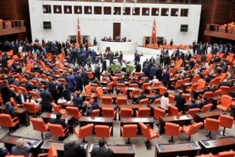 Турецкий парламент лишает депутатов неприкосновенности