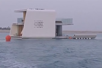 Вилла на воде появилась в Дубае (Видео)