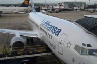 Самолет авиакомпании Lufthansa совершил вынужденную посадку
