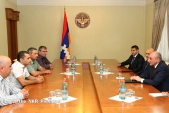 Бако Саакян обсудил с Виком Дарчиняном развитие спорта в Карабахе