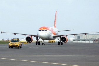 В Португалии самолет авиакомпании EasyJet совершил экстренную посадку