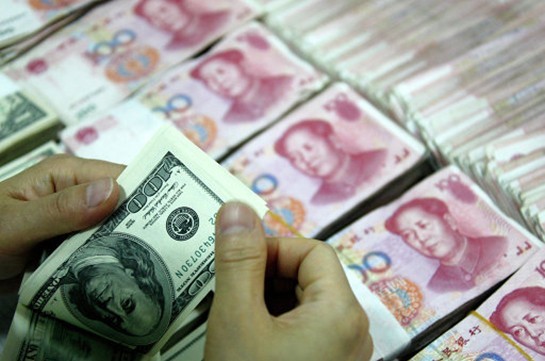 Народный банк Китая резко ослабил курс юаня