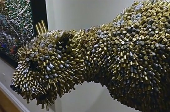 Նյու Յորքում ներկայացրել են արվեստ՝ պատրաստված պարկուճներից (Տեսանյութ)
