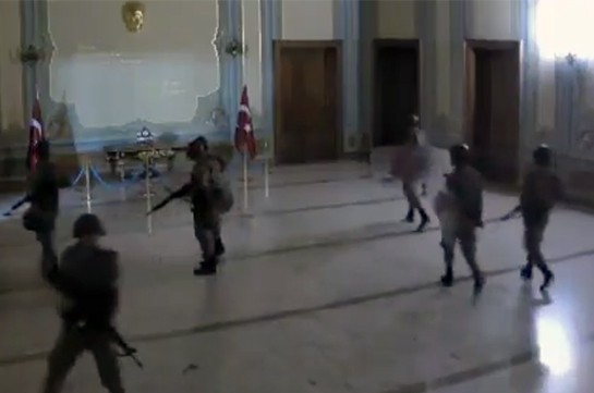 Համացանցում հայտնվել է Ստամբուլի վարչության շենքի գրավման տեսանյութը