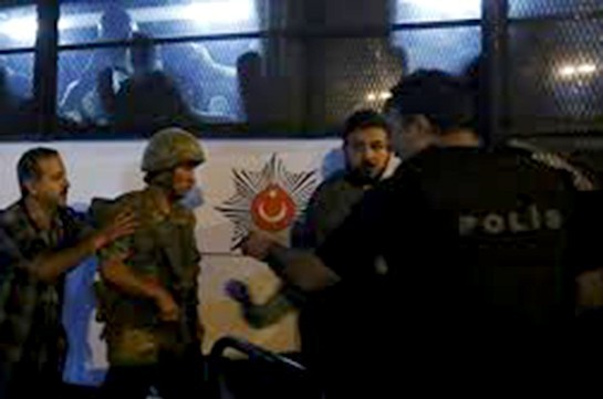 Թուրքիայում ձերբակալված զինծառայողներից 1200-ը ազատ են արձակվել