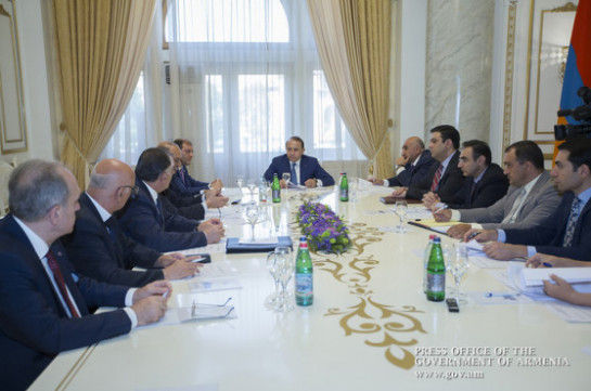 В правительстве Армении обсуждены вопросы по инвестиционной программе дорожного коридора «Север-Юг»