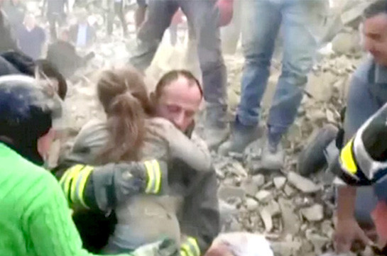В Италии спасли девочку, которая 17 часов находилась под завалами