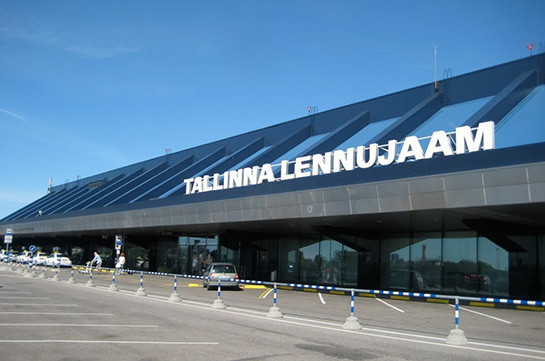 Из аэропорта Таллина эвакуировали людей из-за сообщения о бомбе