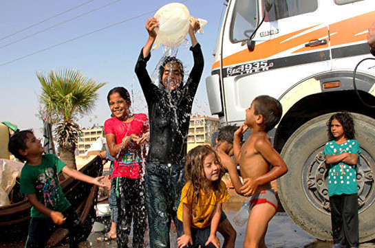 Власти Сирии в Алеппо открыли около 200 пунктов раздачи питьевой воды