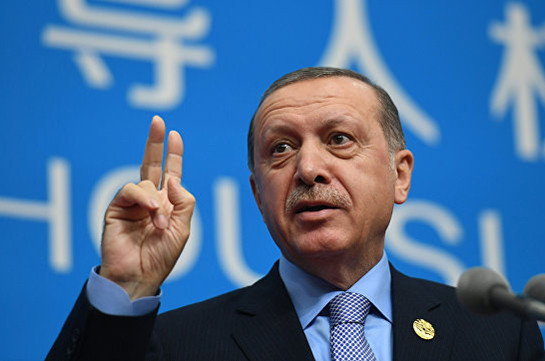 Эрдоган: США доставили сирийским курдам самолеты с оружием