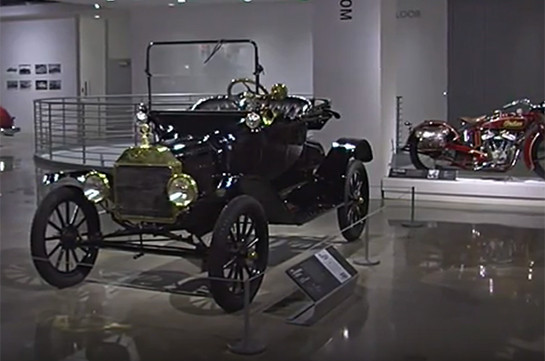 Музей автомобилей в Лос-Анджелесе (Видео)