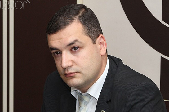«Грапарак»: Уриханян заявил на днях о намерении отказаться от поста председателя партии